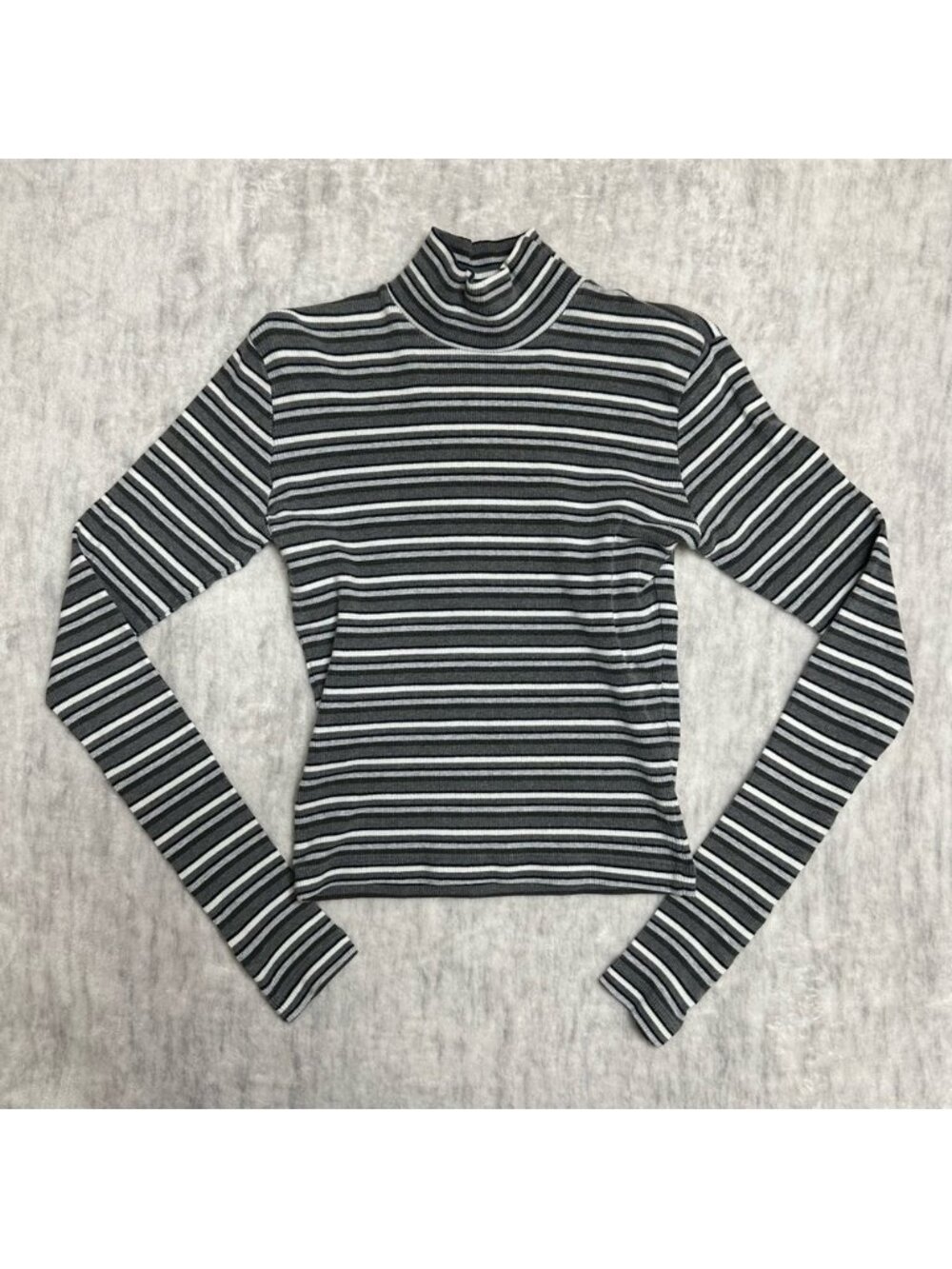 Striped Long Sleeve Mockneck - Grey/White